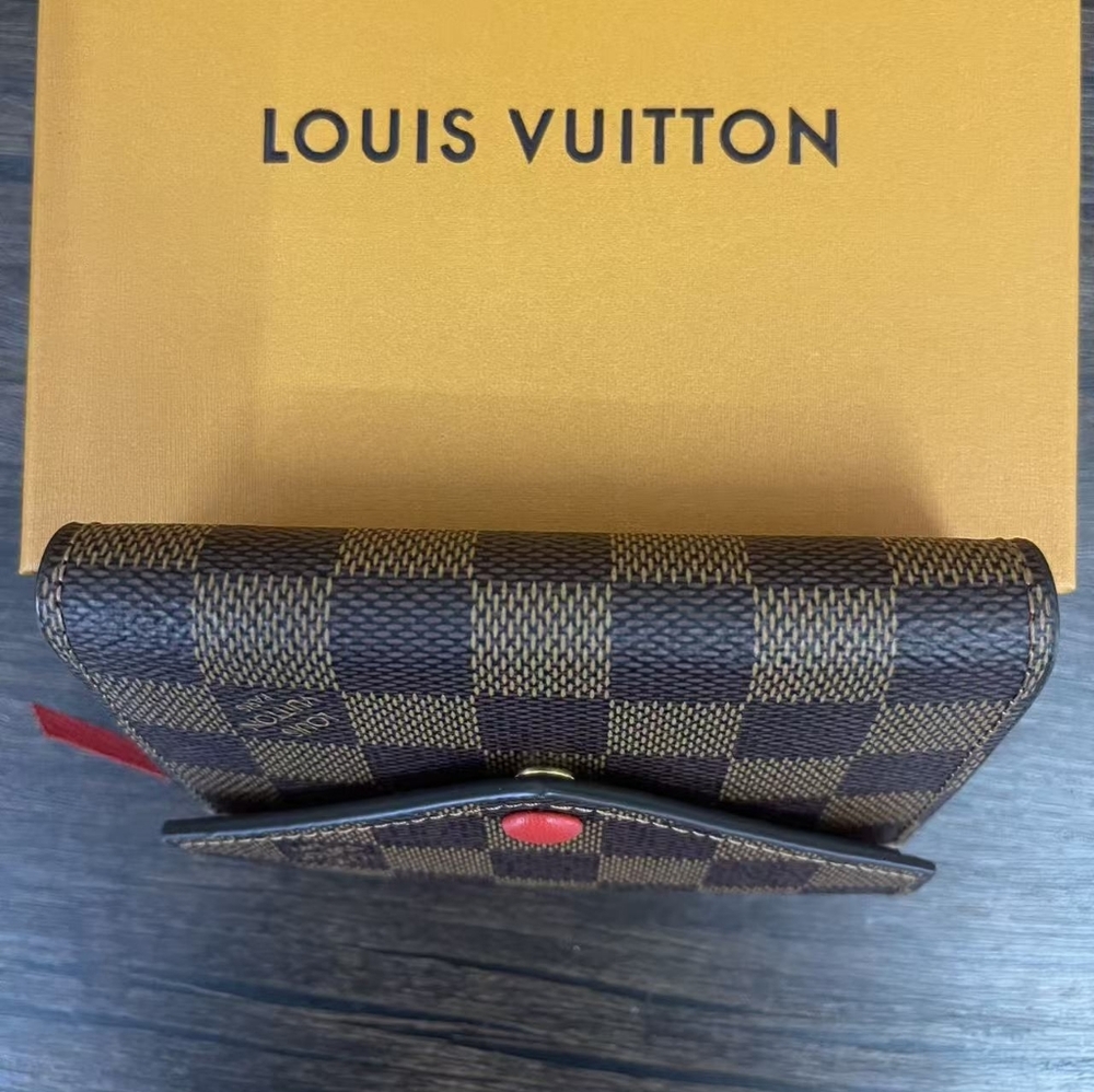 Louis Vuitton Victorine Wallet - Picture 3 of 10